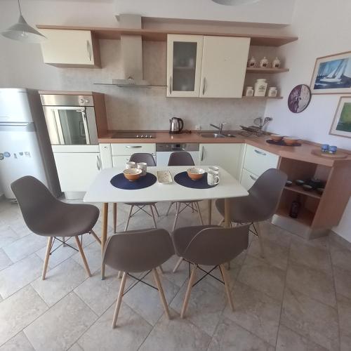 Galeriebild der Unterkunft Captains Place in Ugljan