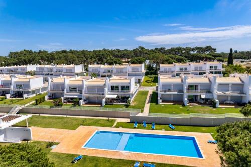 Luxury Villa in Serene Location with Pool & Private Garden