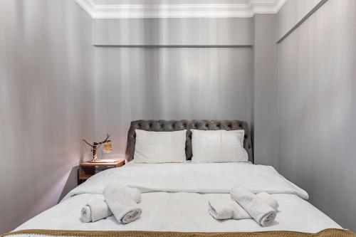 Kép Stylish Apartment in Moda near Popular Attractions with Balcony szállásáról Isztambulban a galériában