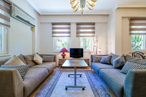Fotografie z fotogalerie ubytování Peaceful Flat with Shared Pool in Camyuva Kemer v destinaci Antalya