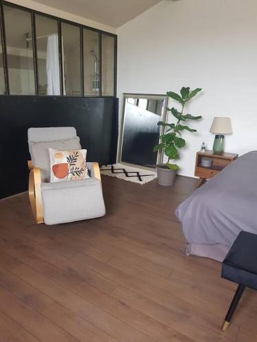 Photo de la galerie de l'établissement Maison entière avec piscine, au cœur des vignes., à Tavel