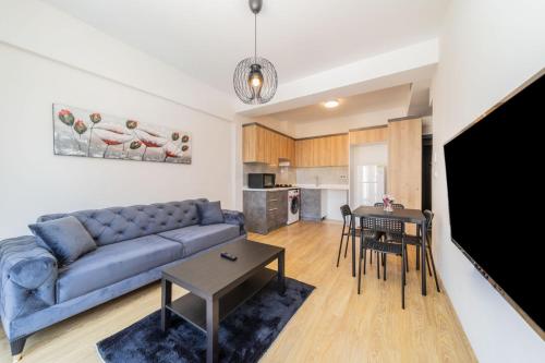 Exquisite Flat with Shared Pool in Kepez