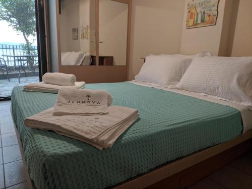 Gallery image of Zennova #2 Mount Athos & Sea View in Pyrgadikia
