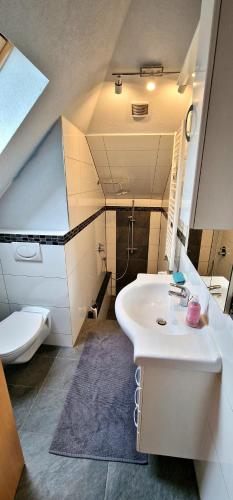 Ένα μπάνιο στο Privatwohnung Rybczynski
