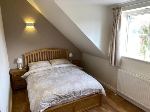 Katil atau katil-katil dalam bilik di The Swish - New Forest Get Away