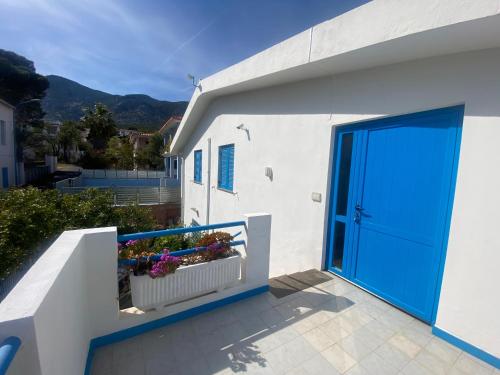 Fotografie z fotogalerie ubytování Maison Marie v destinaci Cala Gonone