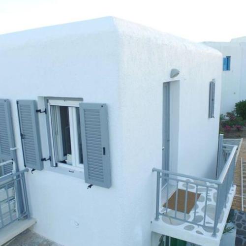 Costa Ilios 3 Bedroom Flat