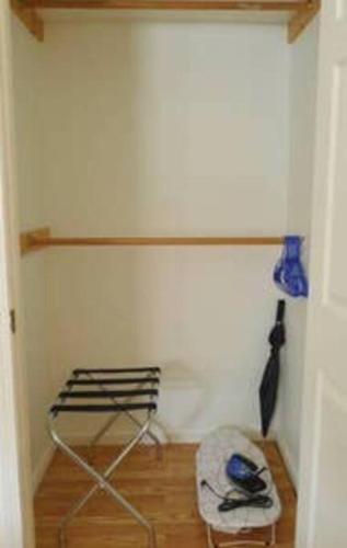 Imagen de la galería de WALK to West Point Academy! Charming 2 bdrm Apt overlooking Main Street!, en Highland Falls