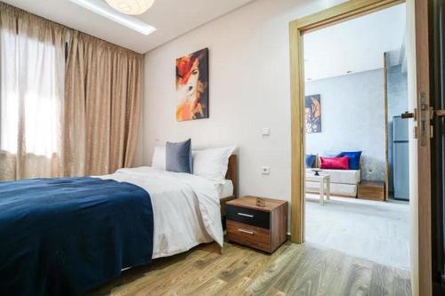 Modern Unit Well located