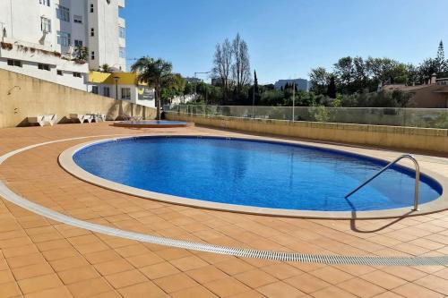 Deluxe 2 bedroom apartment with BBQ