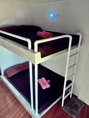 Postel nebo postele na pokoji v ubytování Ship MARIA Hotel