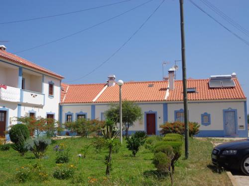 Vivenda Harmonia com jardim no campo a 200 do Mar
