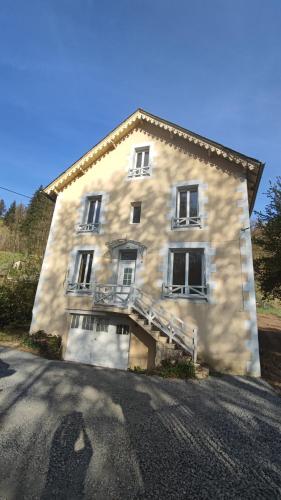 Maison des années 30 - Vic-Sur-Cère - 4 personnes