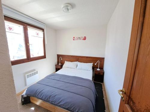 Krevet ili kreveti u jedinici u objektu Appartement Montgenèvre, 2 pièces, 4 personnes - FR-1-266-168