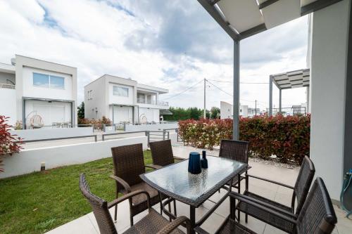 Μπαλκόνι ή βεράντα στο Thalassa & Thalassa Prive Residential Complex