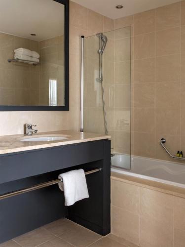 New Hotel of Marseille - Vieux Port photo 31