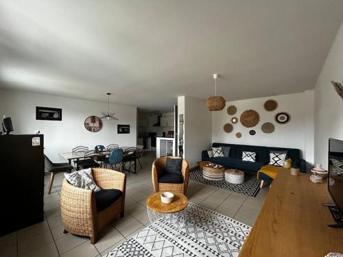 Grand T4 à 150m de la Plage