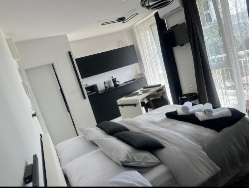 Fiorino Apartment-Studio with balcony Rijeka
