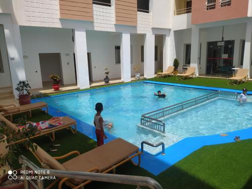 Bazén v ubytování Appart-Hotel SOFINES nebo v jeho okolí