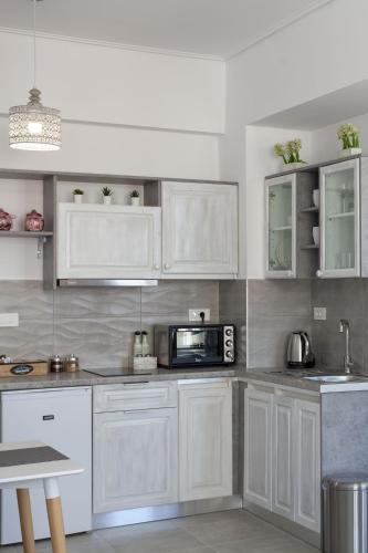 Fedias Luxury flat Psyrri square