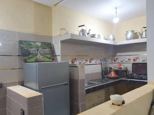 Enjoy Sunsets at this Lovely & Romantic Gest House