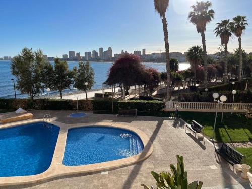 Residencial salida directa al mar. Grandes vistas