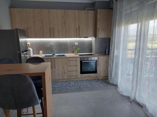 Gallery image of New Apartment in Axioúpolis