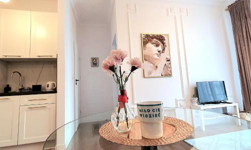 BETTER PLACE Classical Warsaw