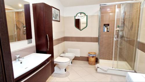 Koupelna v ubytování Quadrilatero, spaziosa, easy, Ca' dei viaggiatori