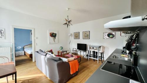 Cozy Retreat with Large Balcony near Schönbrunn