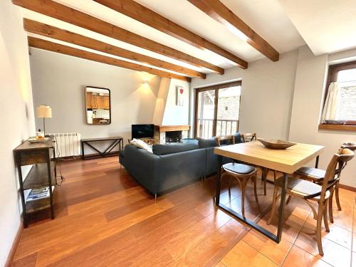 Apartament rústic amb llar de foc by RURAL DÀNEU, Valencia ...