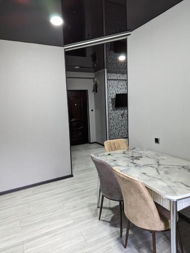 Φωτογραφία από το άλμπουμ του Gari's apartment next to Borjomi Central Park σε Borjomi