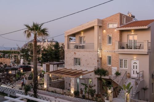 Το κτήριο όπου στεγάζεται  το διαμέρισμα
