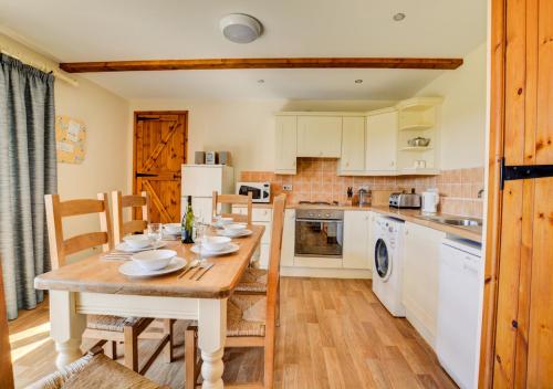 Nutwood Lodges