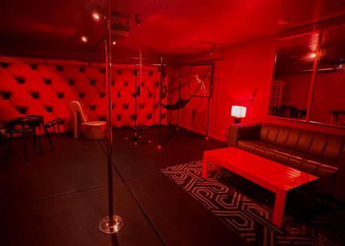 CASA DEL VIENTO Intimate Getaway, Adult Red Room and Family Joy