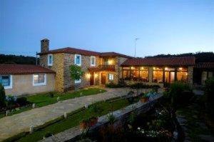 Bangunan di mana terletaknya the country house