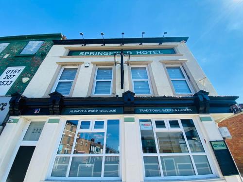 Modern 3 bedroom apartment close to the city centre photo 19