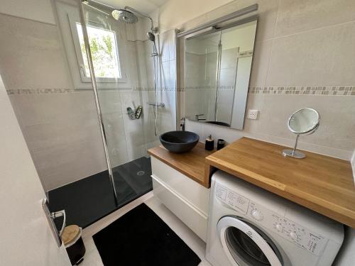 Koupelna v ubytování Appartement de l'oursinière 4/6 pers vue mer