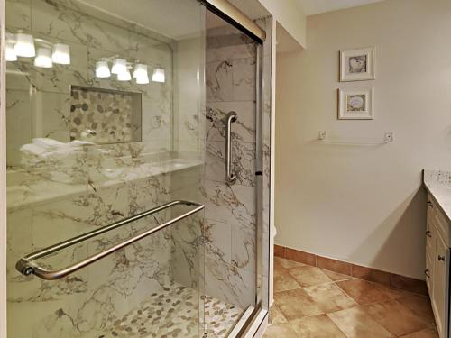 Vannituba majutusasutuses Hidden Dunes Gulfside #A805