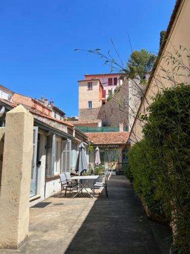 Maisonnette Studio bas Suquet, proche plage et palais photo 21
