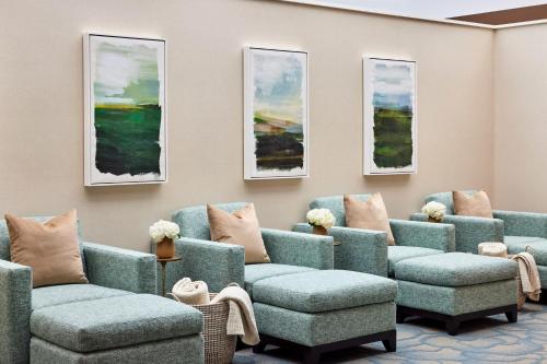 Posezení v ubytování Omni PGA Frisco Resort & Spa