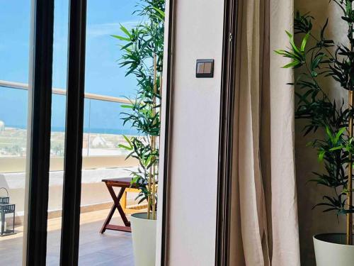 Ein Balkon oder eine Terrasse in der Unterkunft DreamParc - Vue sur Mer et Parc Securite 24H