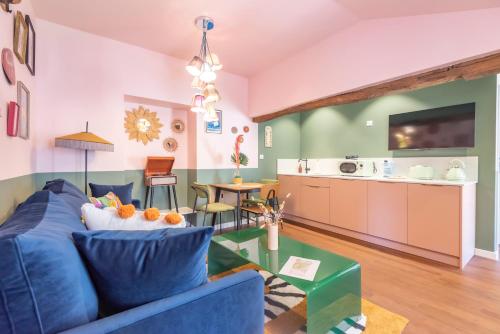 Le vintage . Centre-ville Mâcon . Atypique . Proche gare . Wifi . Climatisation . Confortable .