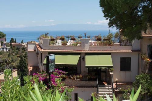 Foto dalla galleria di Hotel Condor a Taormina