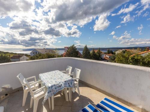 Apartments Ilija Njavro