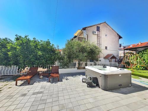 Holiday home relax whirpool 8 - 12 guests Pirovac