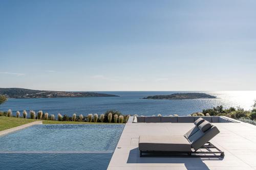 Searenity Villa - Balanced Harmony of Blues by etouri