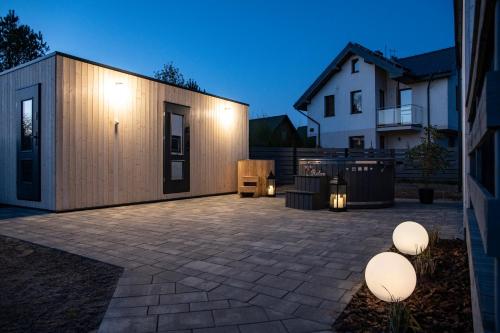 Το κτήριο όπου στεγάζεται  η παραθεριστική κατοικία