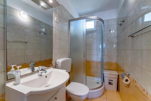 Apartments with parking space Baska, Krk - 11933