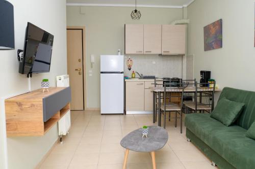 Sunshine Apartments #01
